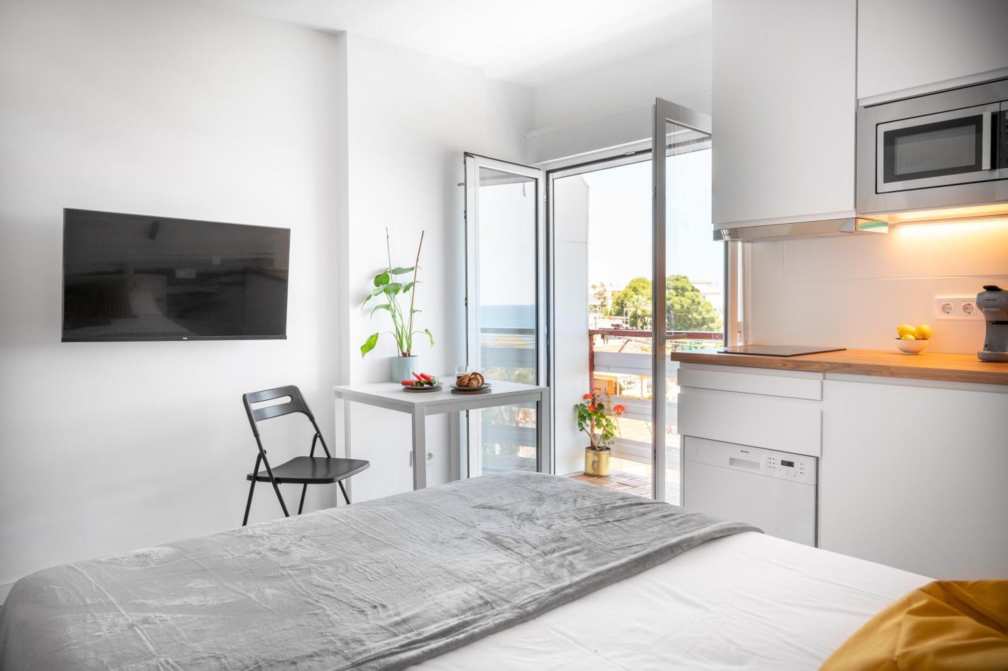 Modern Studio Naciones Lejlighed Benalmádena Eksteriør billede